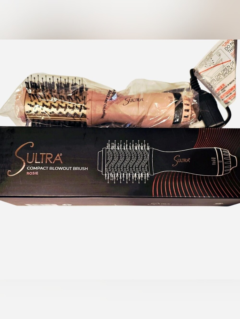 NEW Sultra "Rosie" Compact Blowout Brush Professional Style on the Go - NIB
